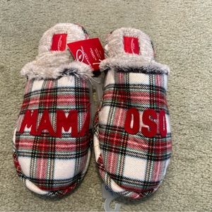 Wondershop Mama Osu Bear Women’s Christmas Slippers Size 9